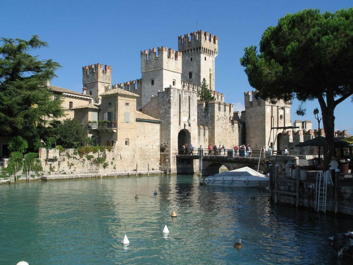 B&B Desenzano Paradise Ντεζεντσάνο ντελ Γκάρντα Εξωτερικό φωτογραφία