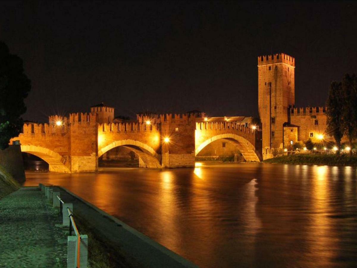 B&B Desenzano Paradise Ντεζεντσάνο ντελ Γκάρντα Εξωτερικό φωτογραφία