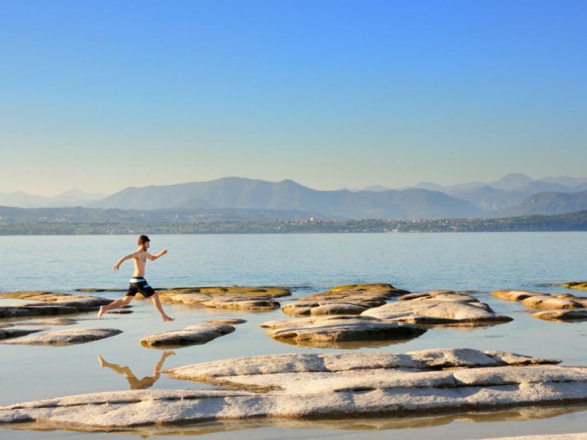 B&B Desenzano Paradise Ντεζεντσάνο ντελ Γκάρντα Εξωτερικό φωτογραφία